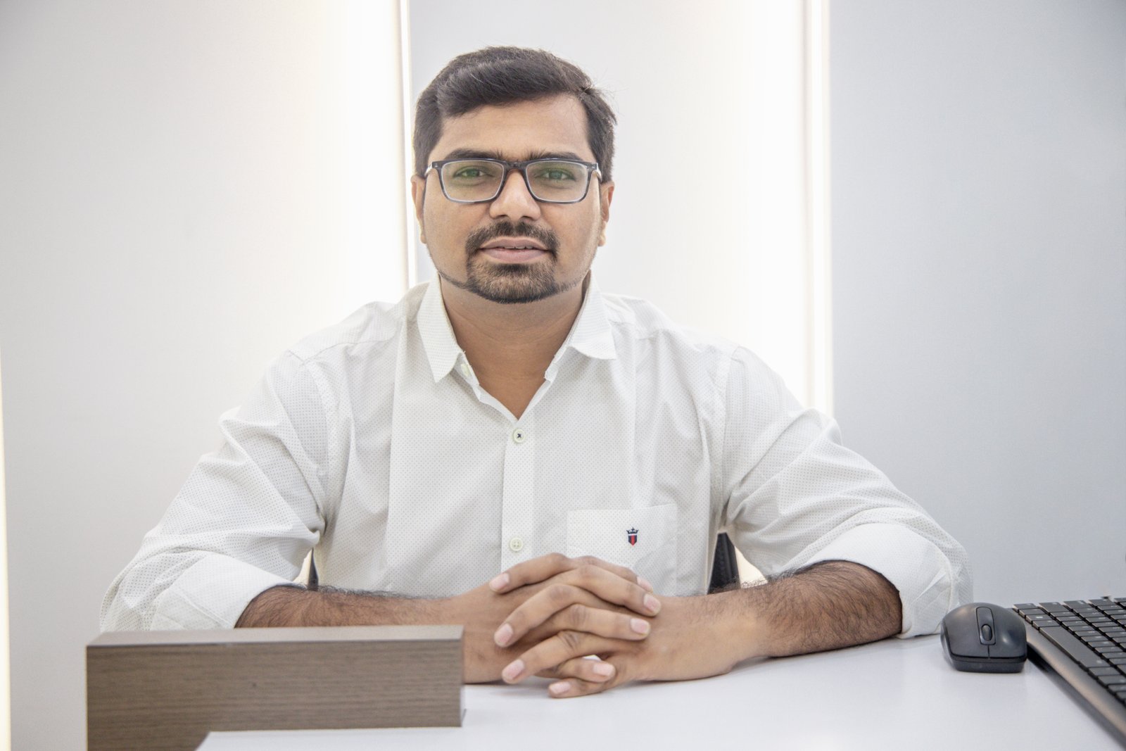 Dr. Pawan Sawalakhe - Dr. Pawan's Multispeciality Dental Care and Implant Centre is a Implant and General dentistry clinic in Wakad, Pune.